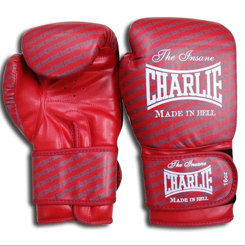 Charlie – Blast, Boxhandschuhe